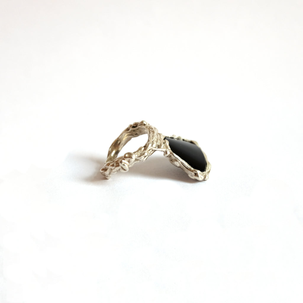 ONYX KNUCKLE SHIELD