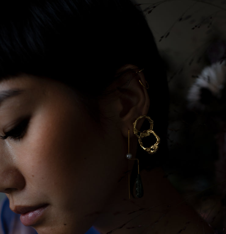 DOUBLE HOOPS